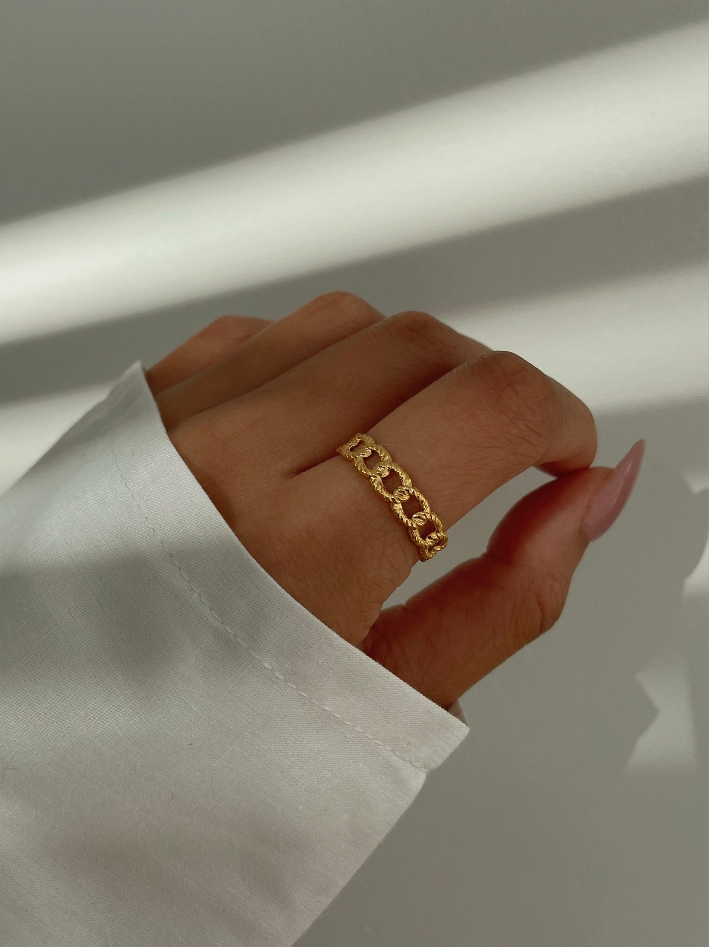 Allie Ring